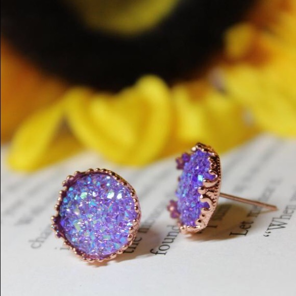 Jewelry - Lavender Druzy Purple Rose Gold Crown Stud Earring